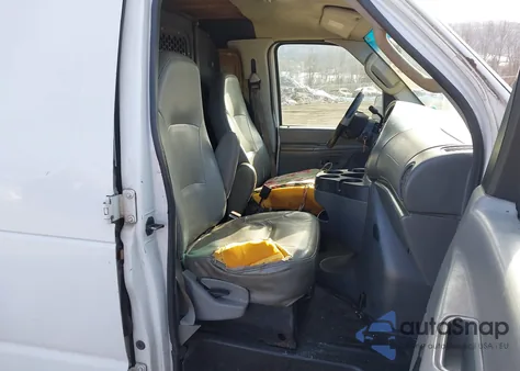 2006 Ford E-250 Commercial/Recreational z USA, uszkodzony, nr VIN 1FTNE24L96HB27086